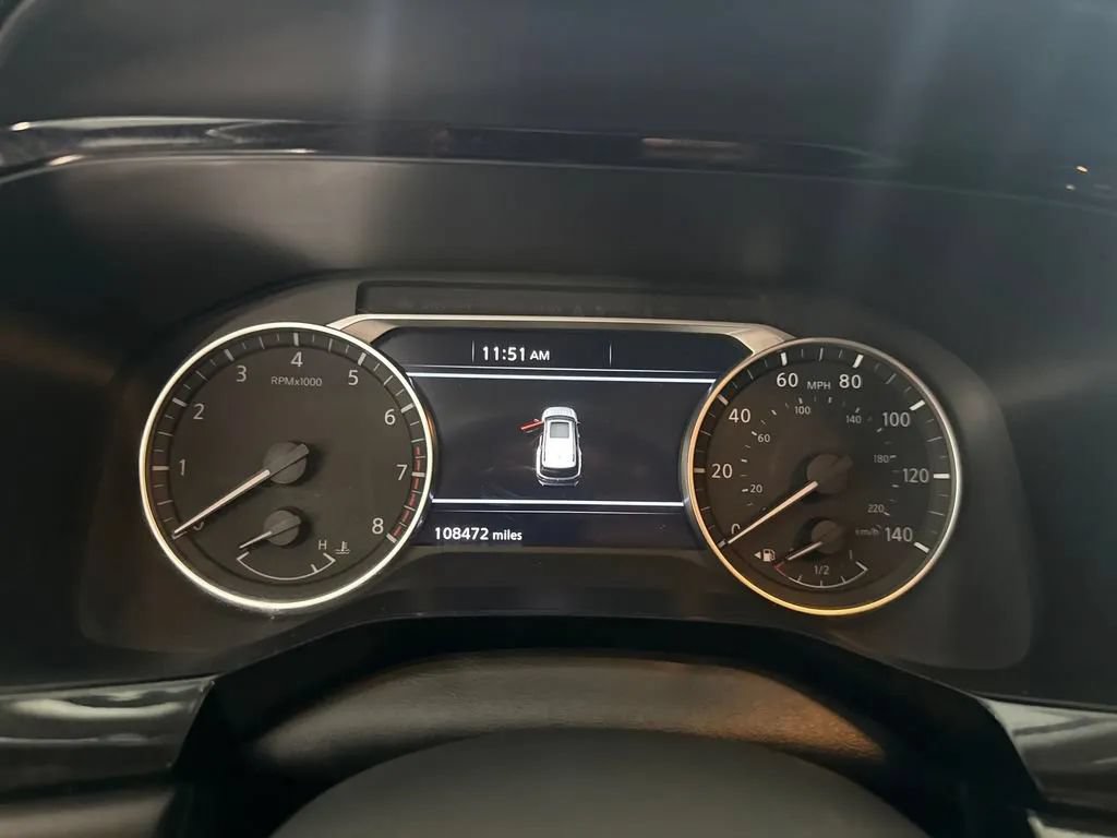 Used 2022 Nissan Pathfinder SV w/ SV Premium Package AWD/4WD image 19