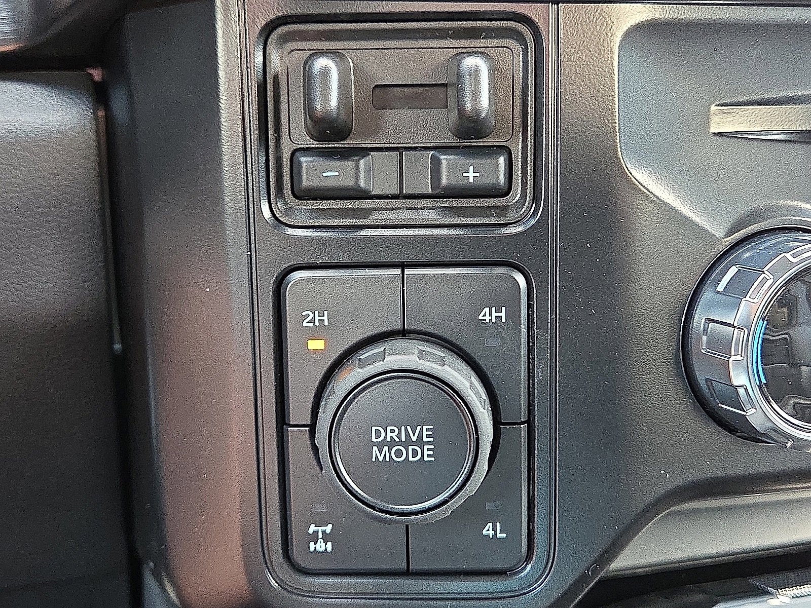 New 2026 Ford F250 Lariat image 19