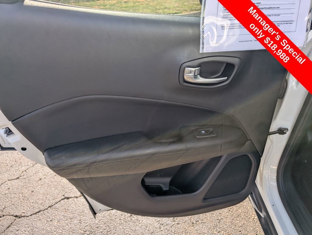 Used 2021 Jeep Compass Altitude image 10