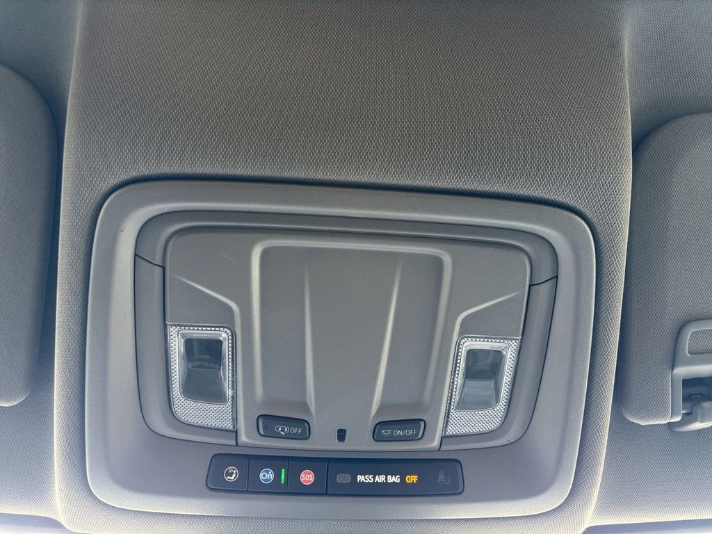 Used 2022 GMC Sierra 1500 SLT image 28