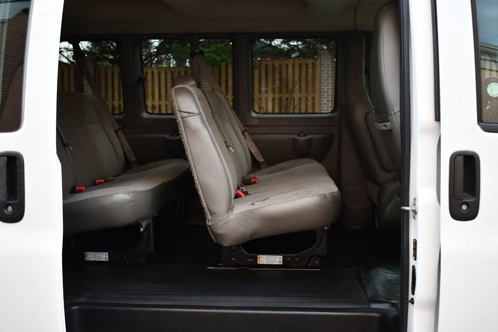 Used 2022 Chevrolet Express 3500 LS image 41
