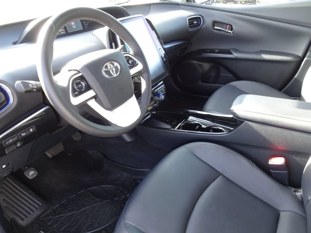 Used 2018 Toyota Prius Four Touring FWD image 12