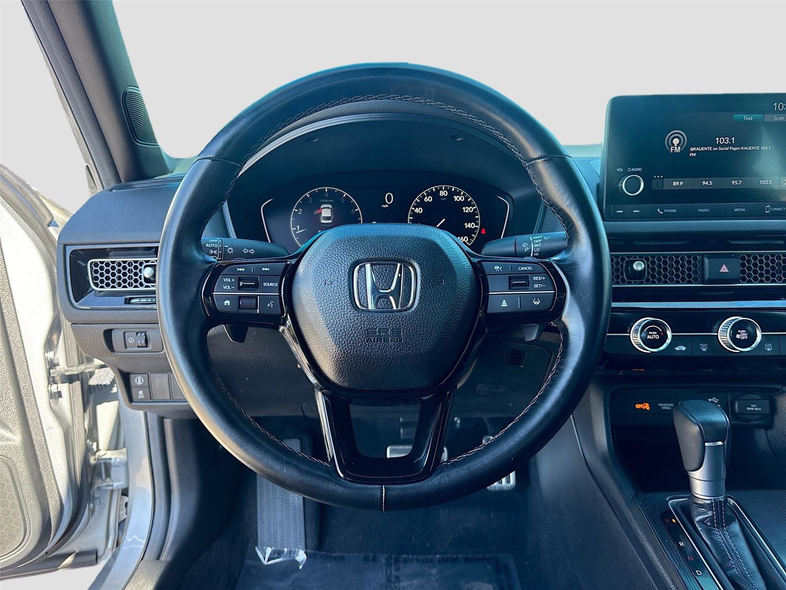 Used 2024 Honda Civic Sport image 11