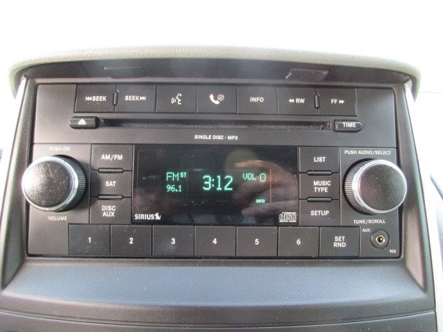 Used 2009 Dodge Grand Caravan SXT image 16