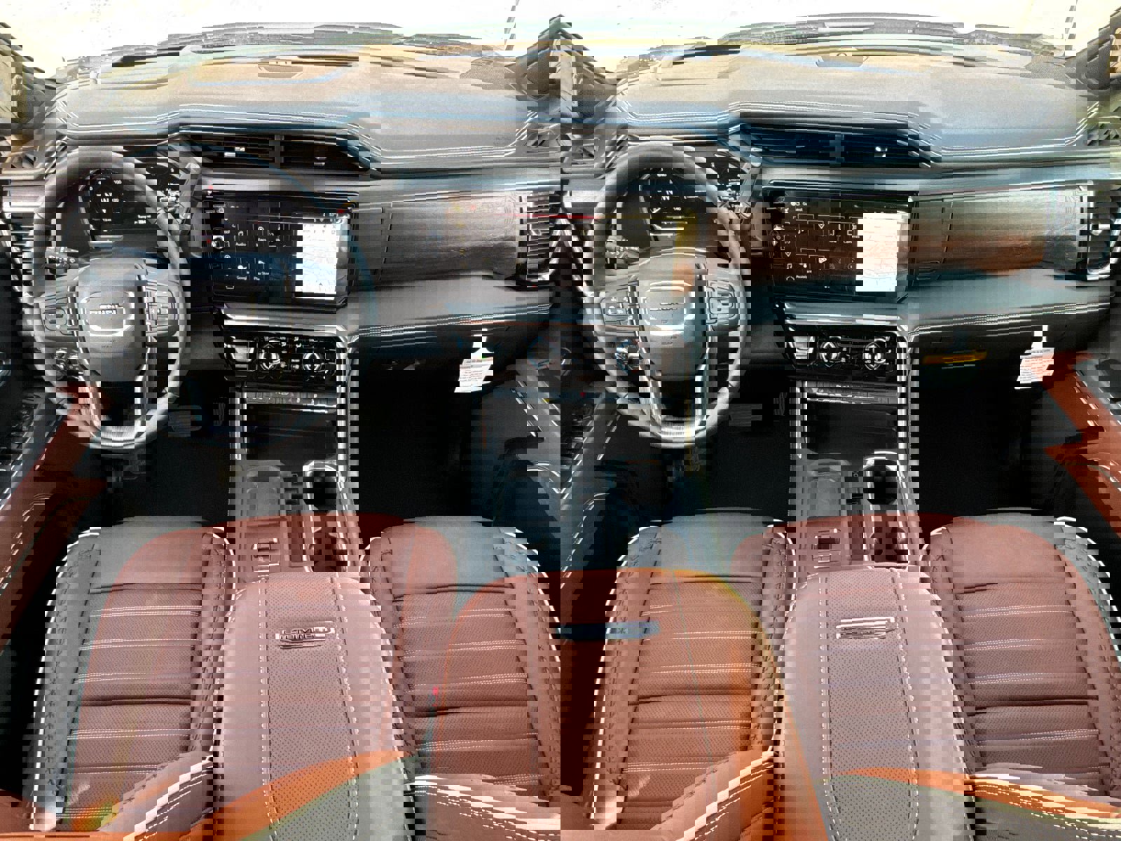 New 2026 GMC Sierra 3500 Denali Ultimate w/ LPO, Black Badging Package image 22