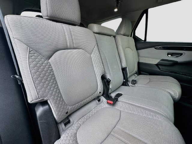 Certified 2023 Honda Pilot LX image 31