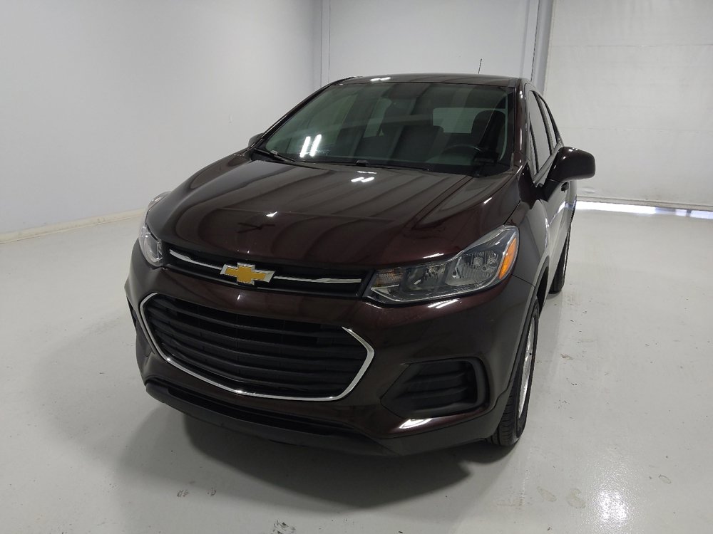Used 2021 Chevrolet Trax LS w/ Tint and Cruise Package image 15