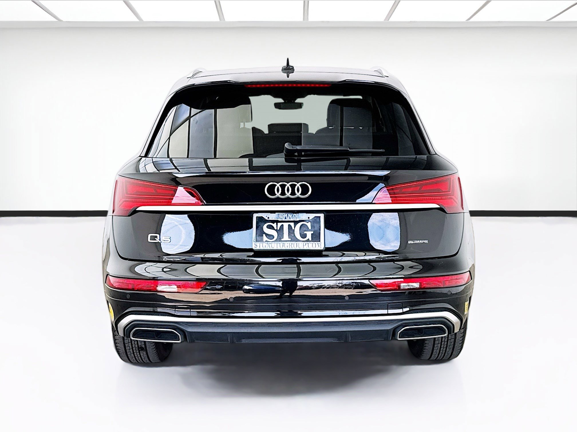 Used 2022 Audi Q5 e Premium w/ Convenience Package image 5