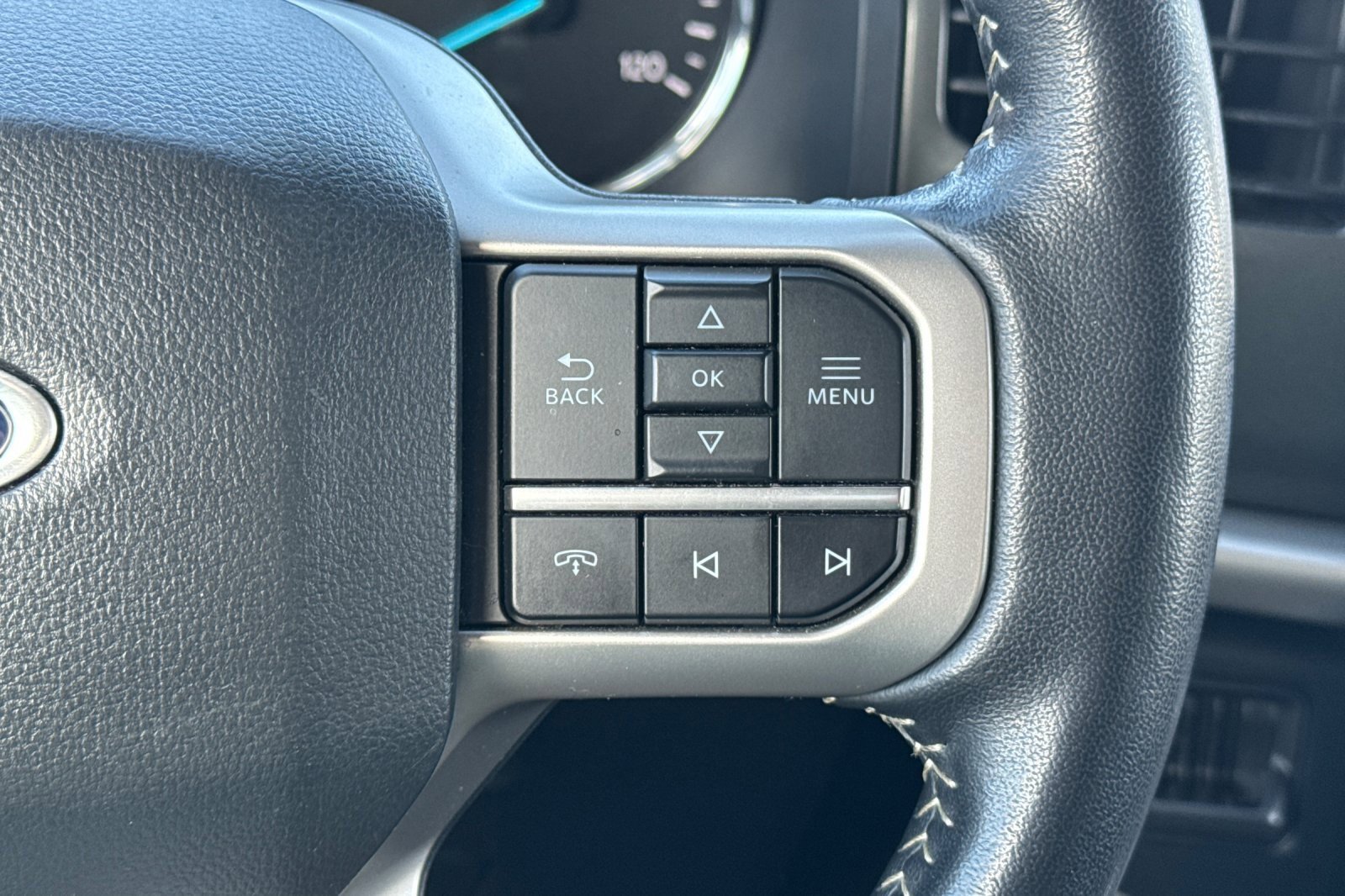 Used 2024 Ford Expedition XLT image 40