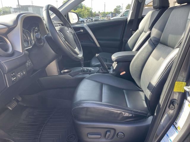 Used 2015 Toyota RAV4 Limited w/ Technology Package AWD/4WD image 14
