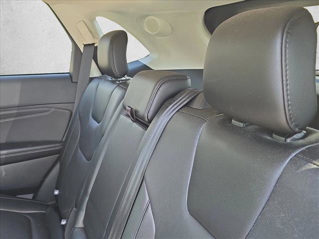 Used 2021 Ford Edge Titanium image 19