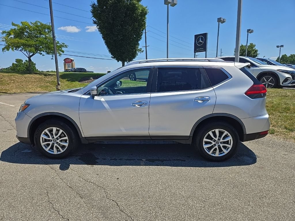 Used 2020 Nissan Rogue SV AWD/4WD image 9