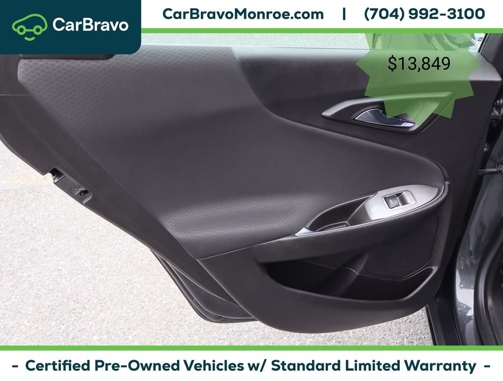 Certified 2017 Chevrolet Malibu LT FWD image 35