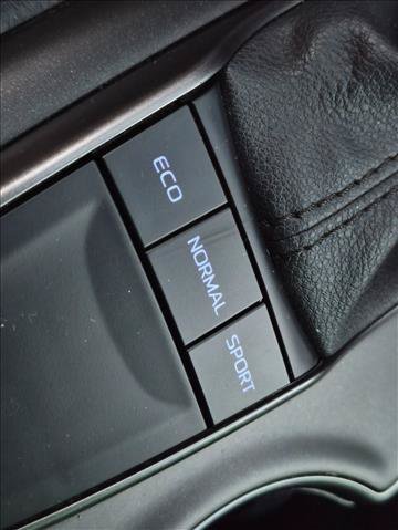 Certified 2022 Toyota Camry SE FWD image 20
