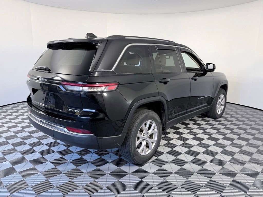 Used 2022 Jeep Grand Cherokee Limited image 5