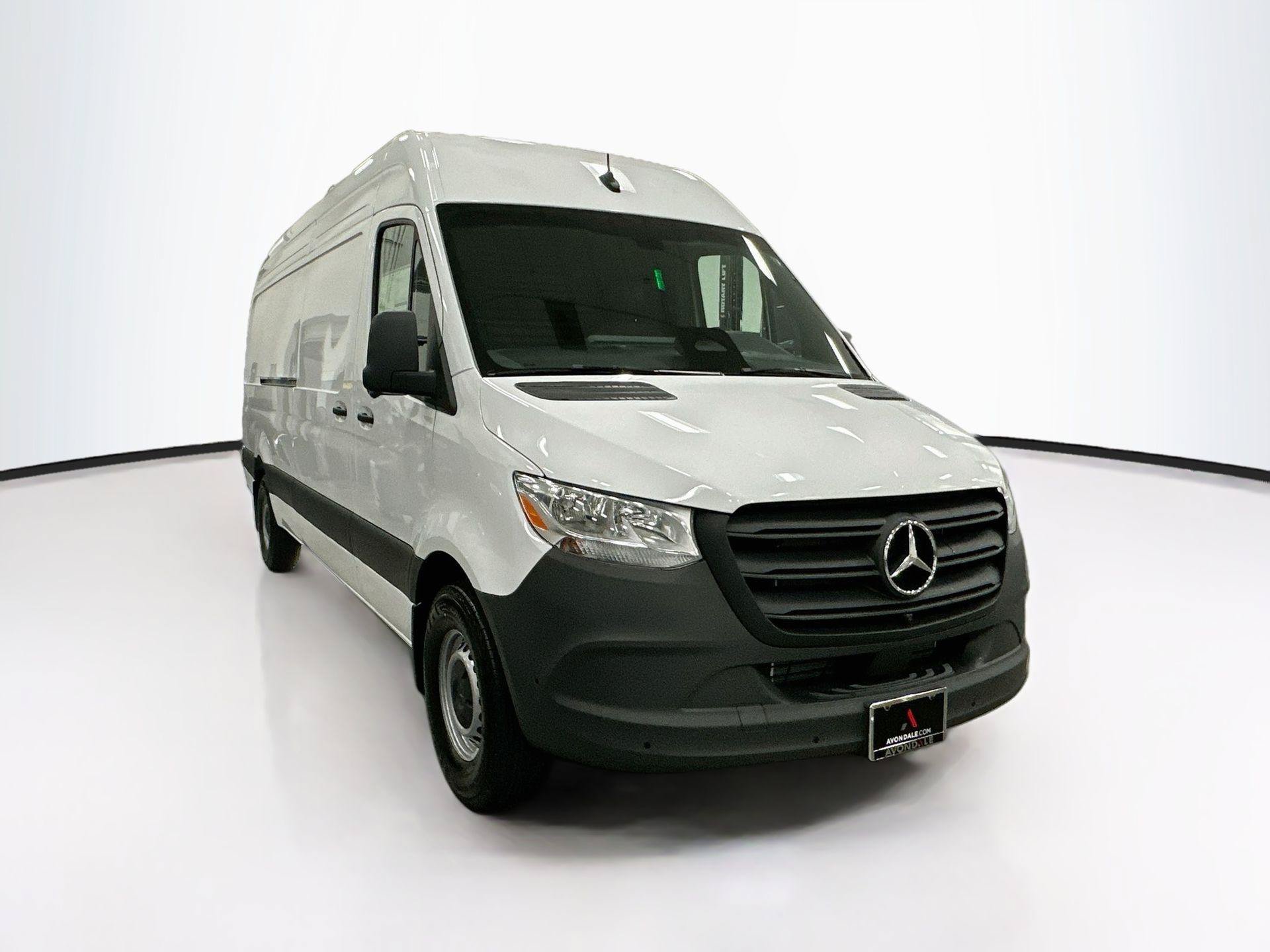 Used 2026 Mercedes-Benz Sprinter 2500 image 2
