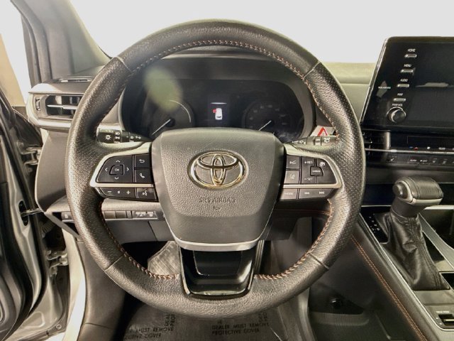 Certified 2021 Toyota Sienna XSE FWD image 13