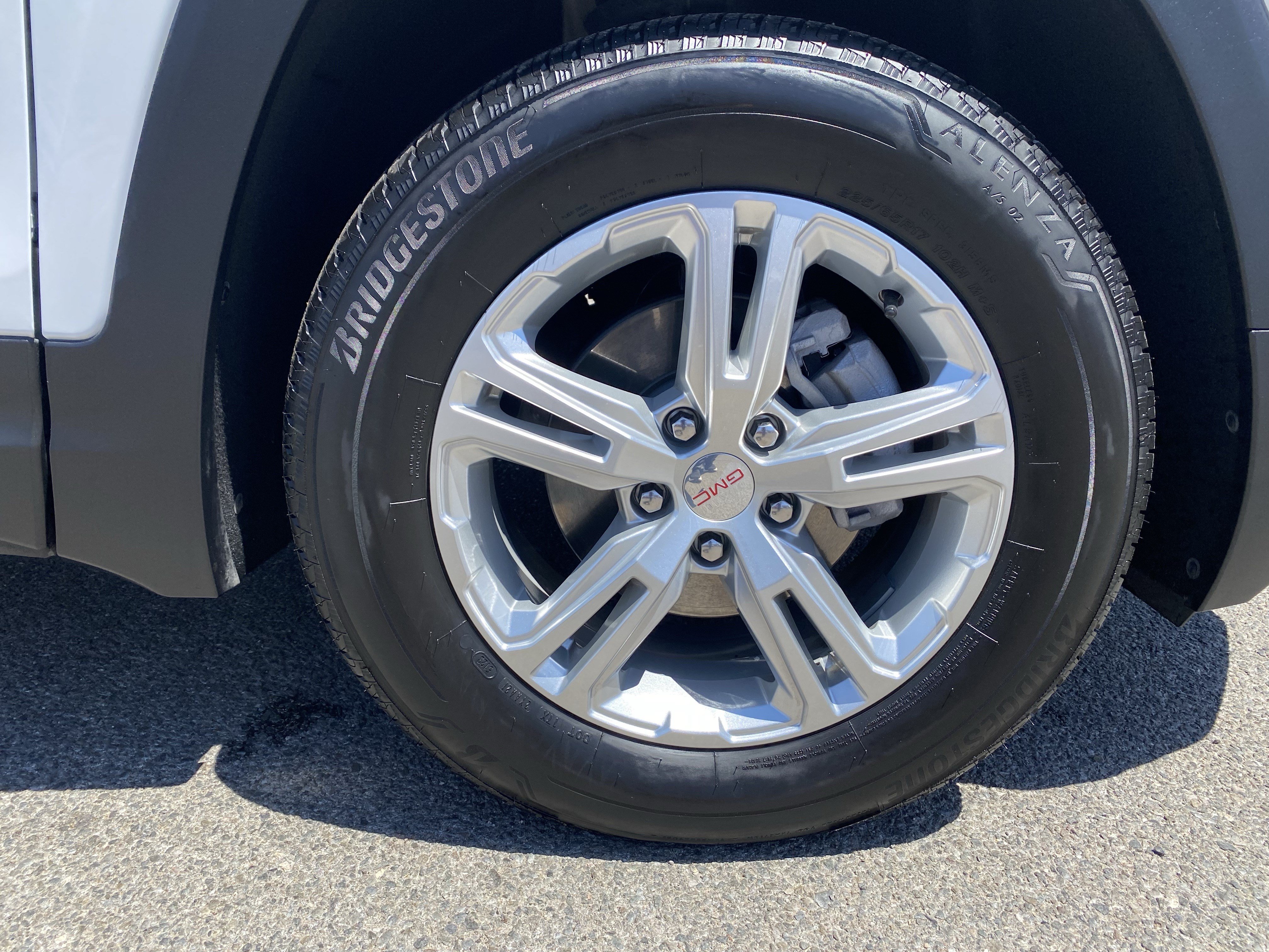 Used 2024 GMC Terrain SLE w/ Driver Convenience Package AWD/4WD image 10