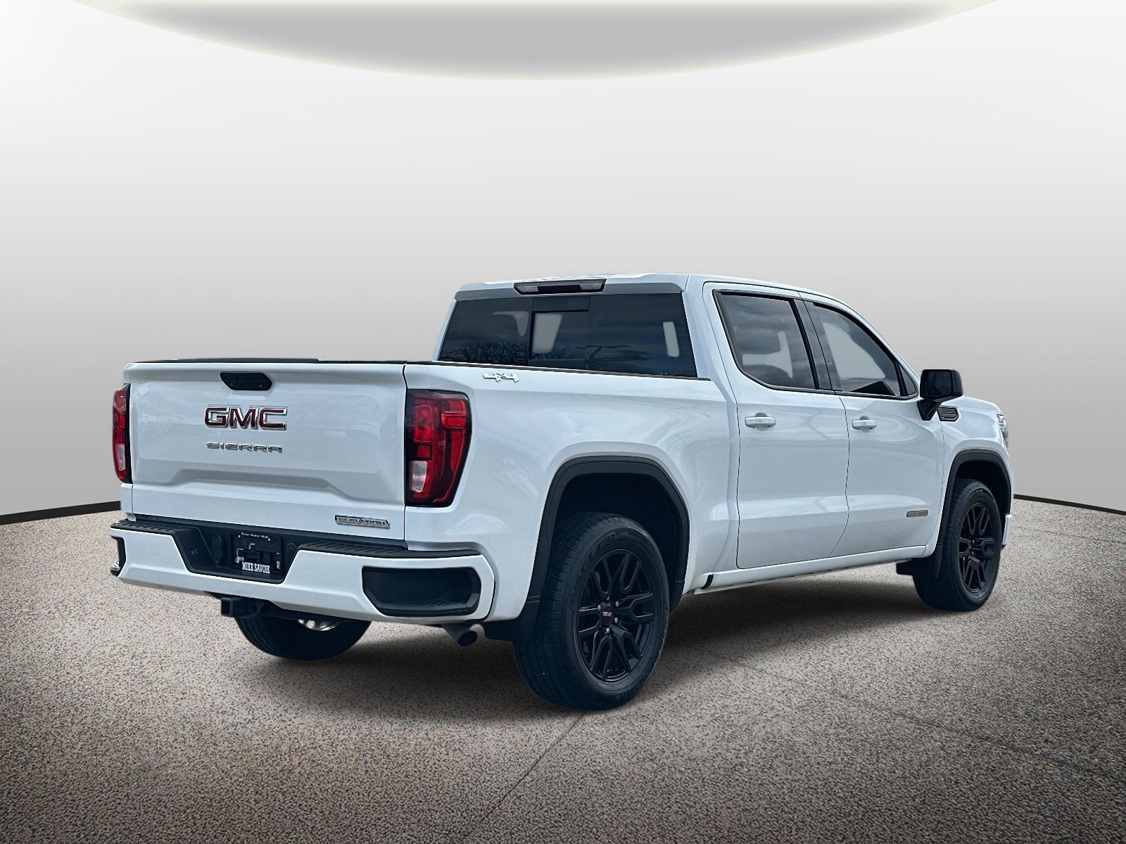 Used 2020 GMC Sierra 1500 Elevation w/ Elevation Value Package image 5