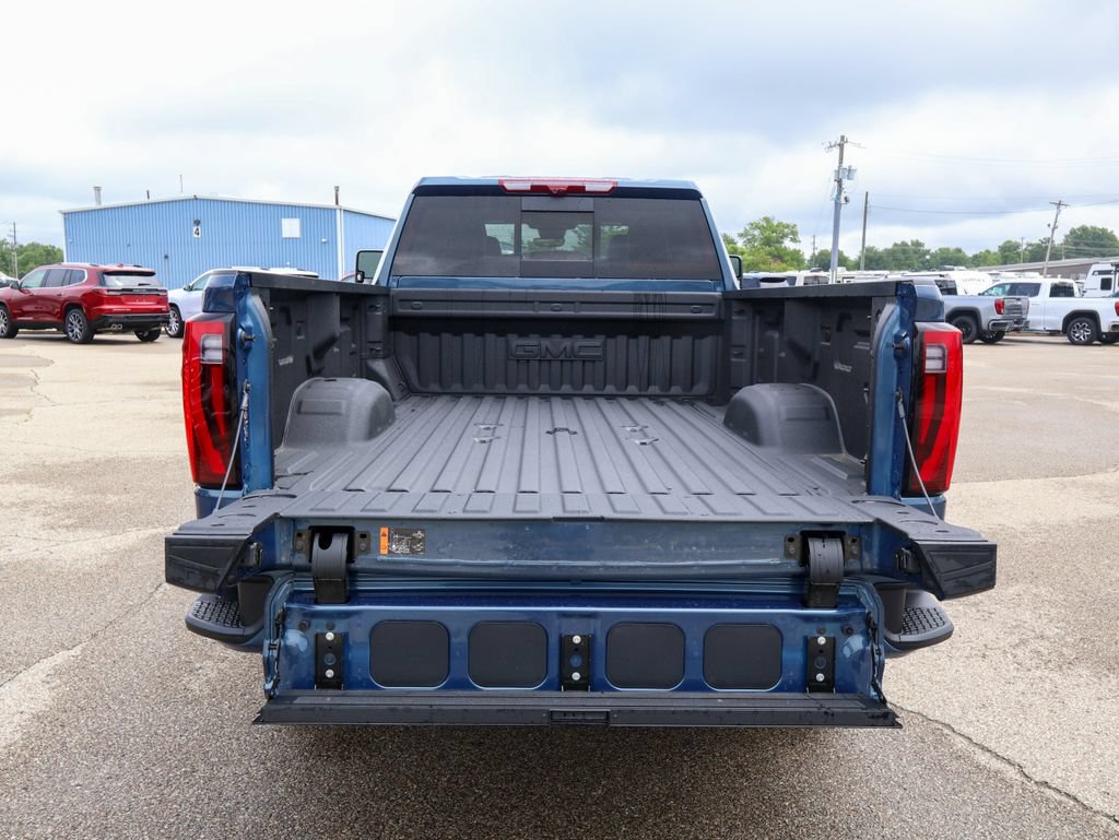 New 2026 GMC Sierra 3500 Denali Ultimate AWD/4WD image 5