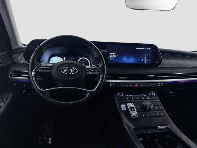 Used 2024 Hyundai Palisade Limited FWD image 16