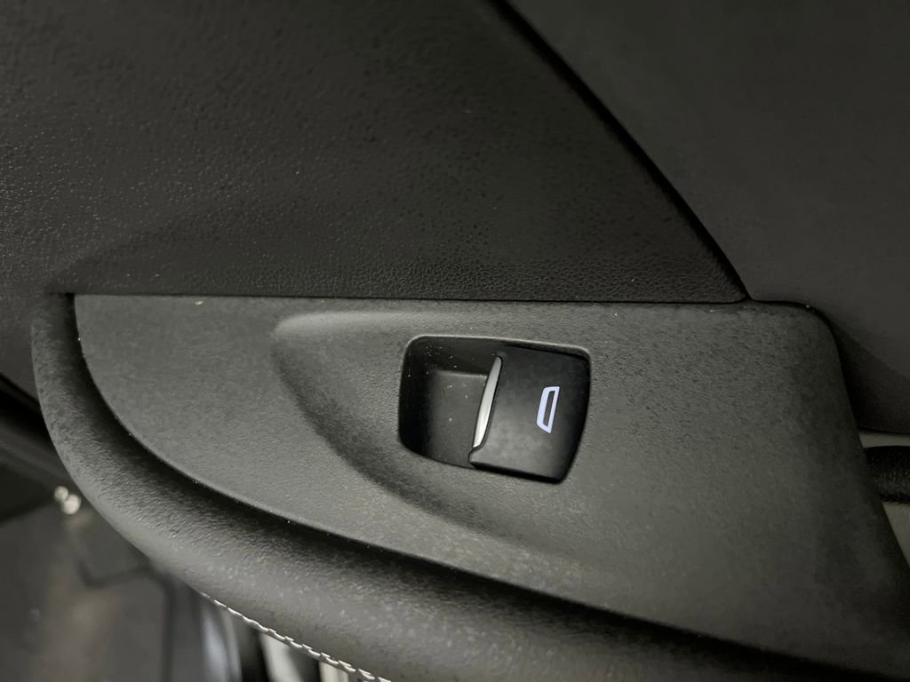 Used 2024 Buick Envision Sport Touring image 21