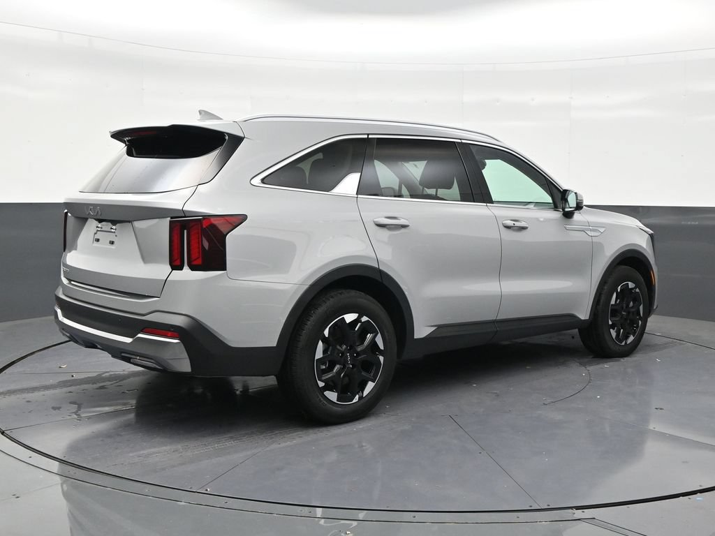 Used 2025 Kia Sorento S w/ Panoramic Sunroof Package FWD image 5