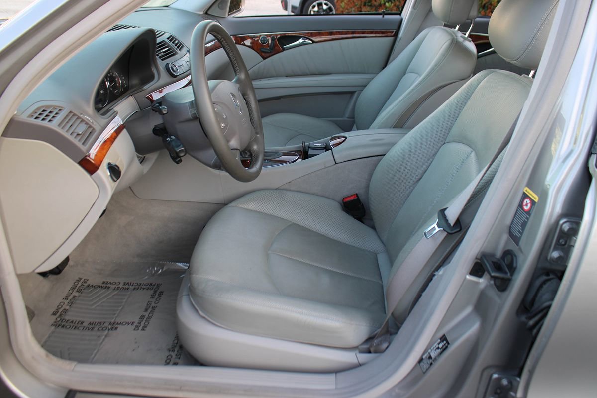 Used 2004 Mercedes-Benz E 320 Sedan image 12