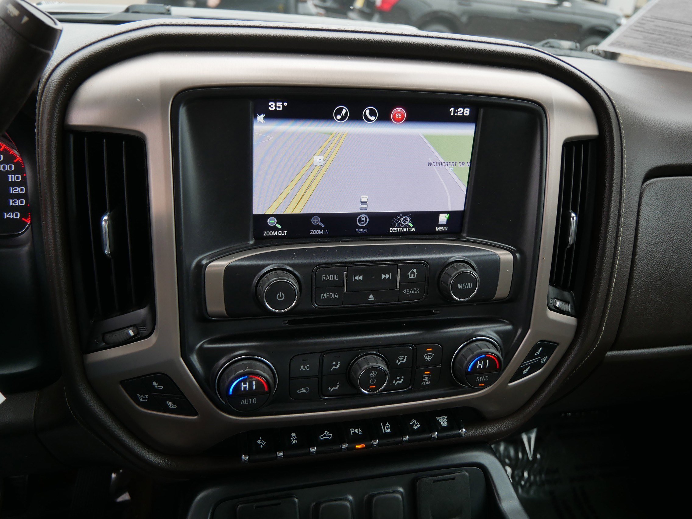 Used 2015 GMC Sierra 3500 Denali w/ Duramax Plus Package image 33
