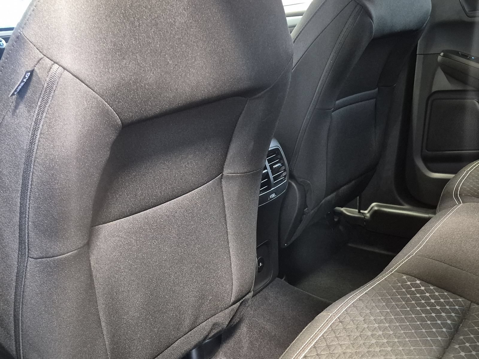 Used 2023 Ford Escape Active AWD/4WD image 16