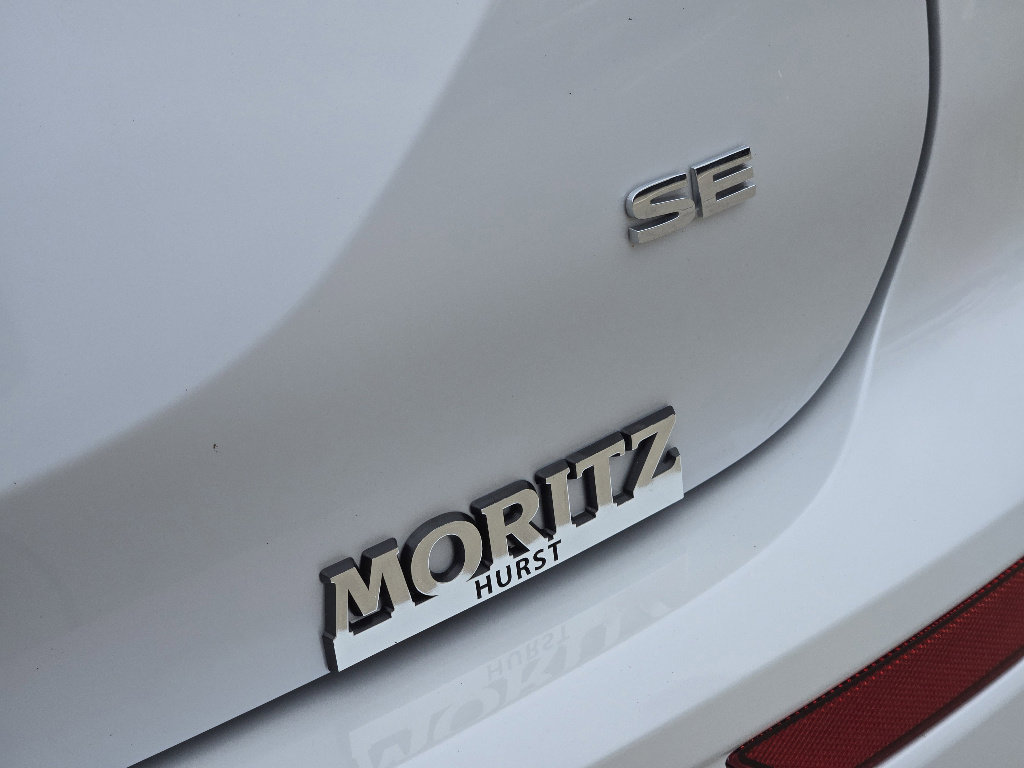 Used 2024 Mitsubishi Outlander SE image 16