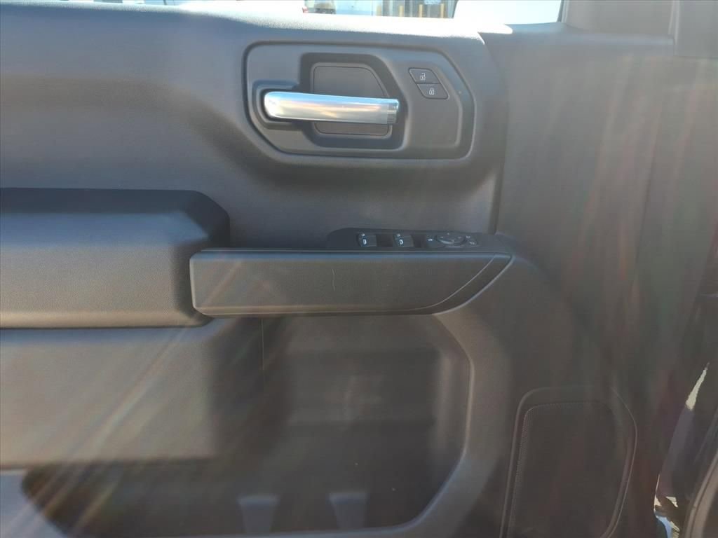 New 2026 GMC Sierra 1500 Pro w/ Graphite Edition image 13