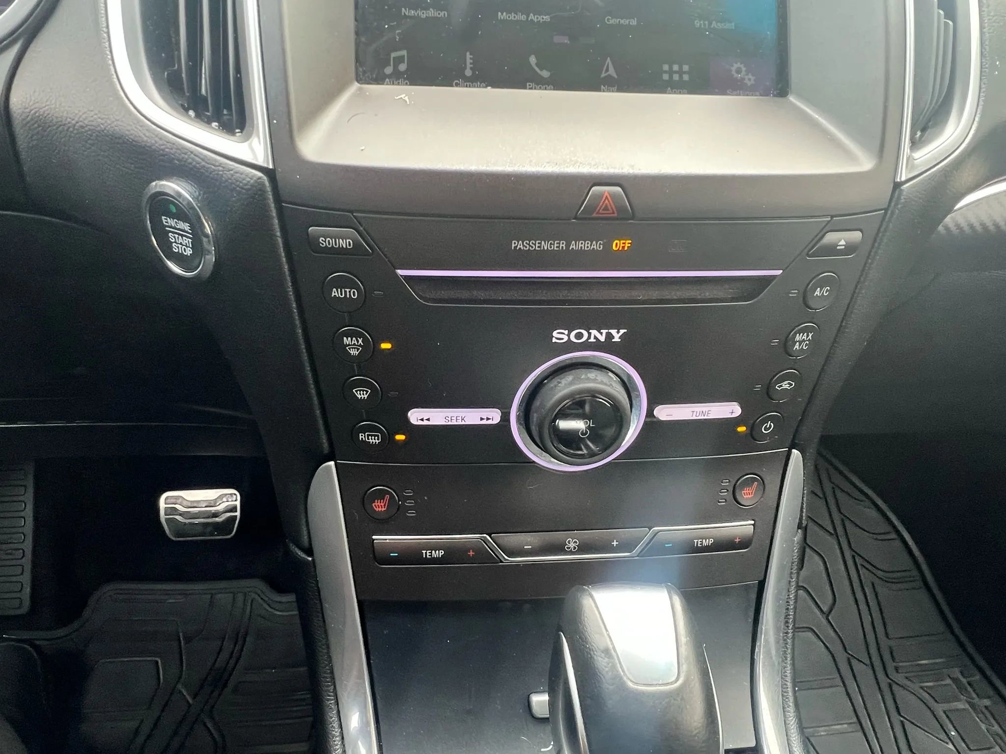 Used 2016 Ford Edge Sport w/ Technology Package image 19