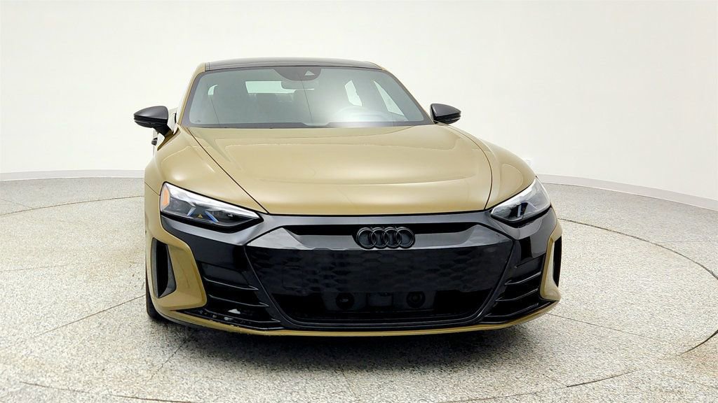 Used 2022 Audi e-tron GT Prestige w/ Prestige Package image 2