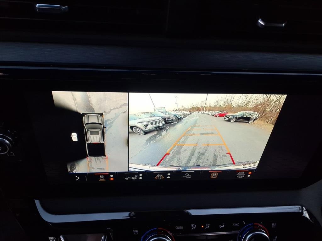 Used 2024 GMC Sierra 1500 AT4 w/ Technology Package image 23