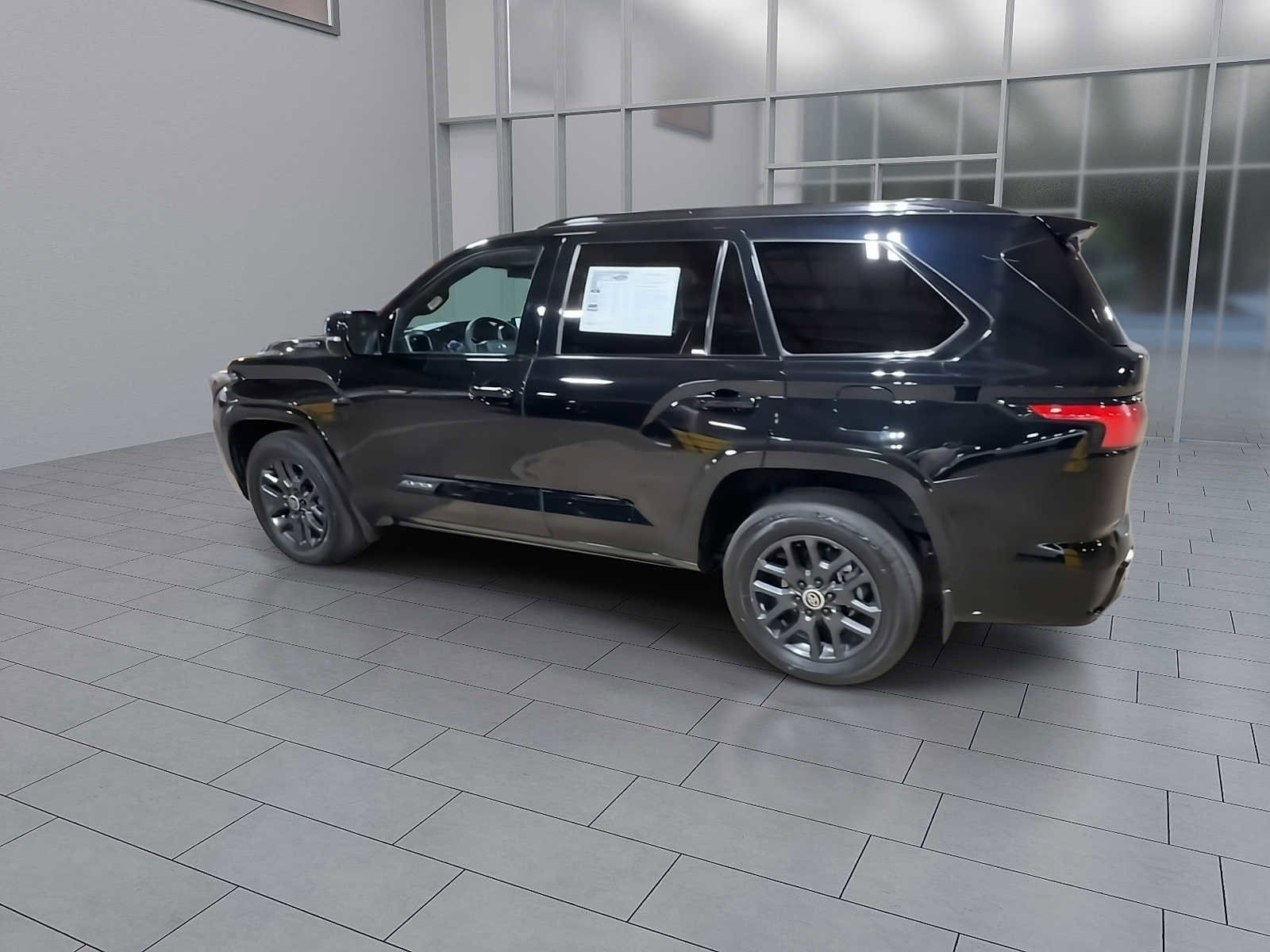 Used 2024 Toyota Sequoia Platinum image 6