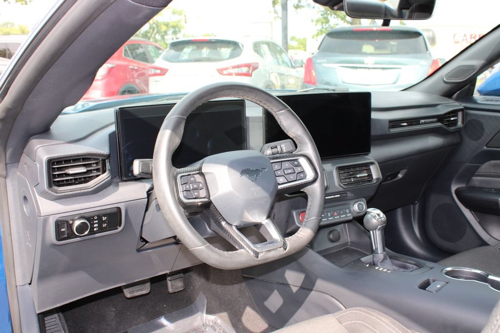 Used 2024 Ford Mustang Coupe RWD image 18