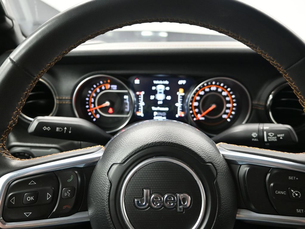 Used 2023 Jeep Gladiator Overland image 15