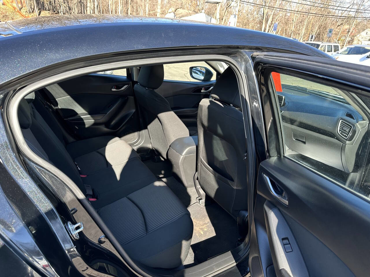 Used 2014 MAZDA MAZDA3 i Touring image 13