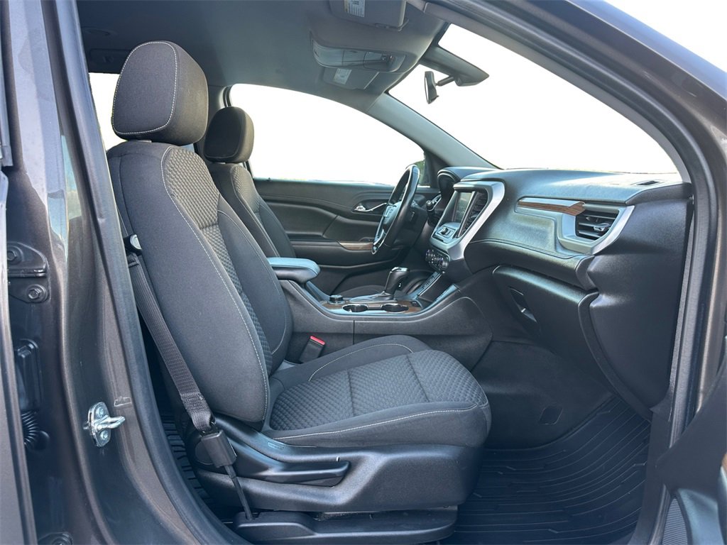 Used 2019 GMC Acadia SLE w/ Driver Alert Package I image 16