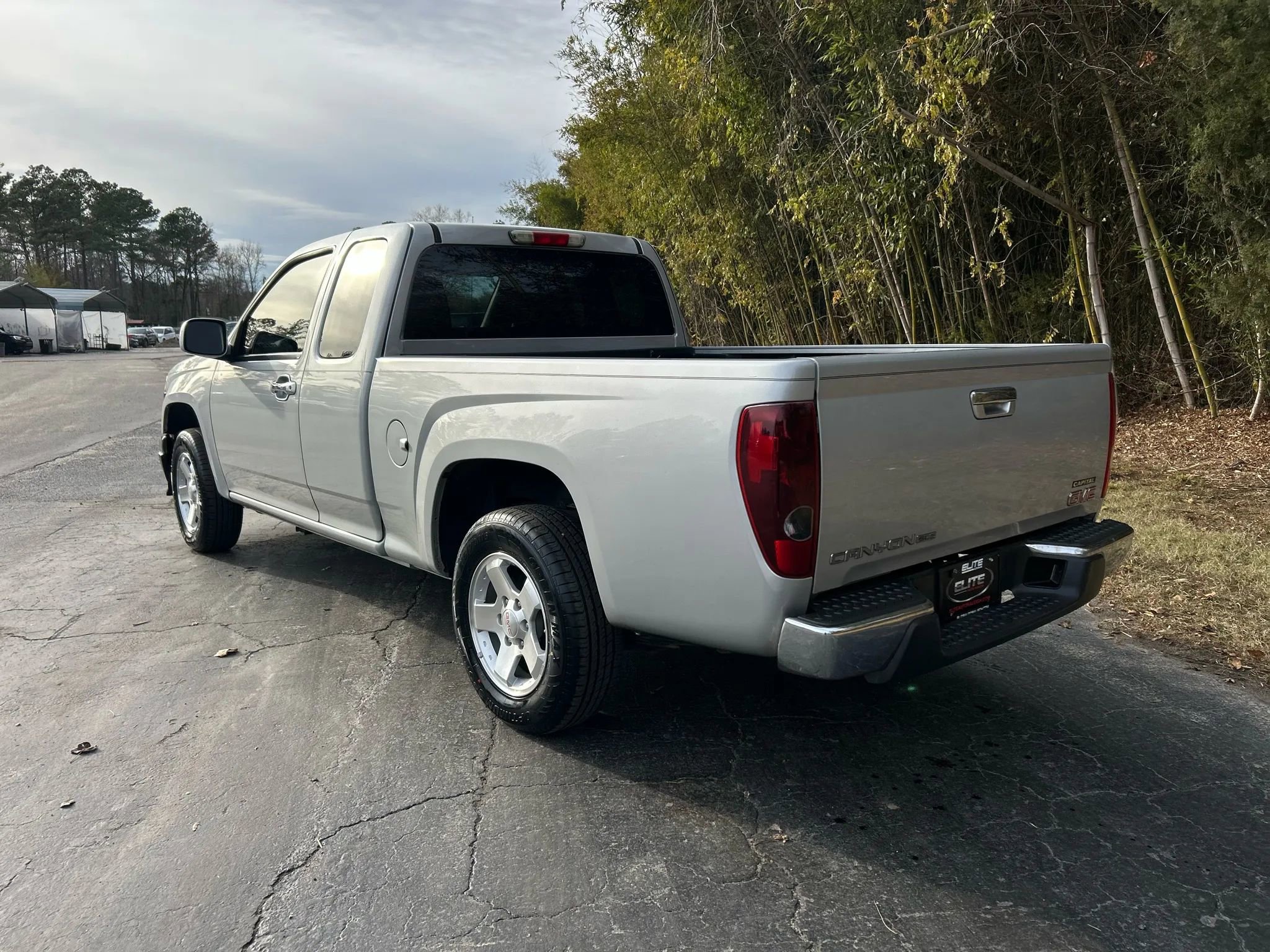 Used 2012 GMC Canyon SLE image 9