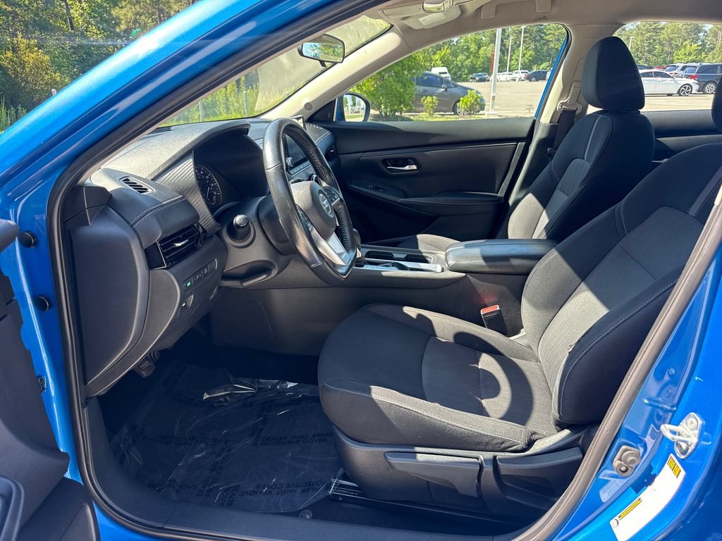 Used 2022 Nissan Sentra SV FWD image 12