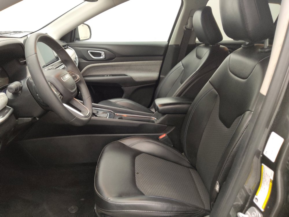 Used 2022 Jeep Compass Latitude FWD image 17