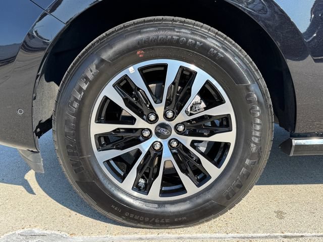 Used 2025 Ford Expedition Max Platinum AWD/4WD image 10