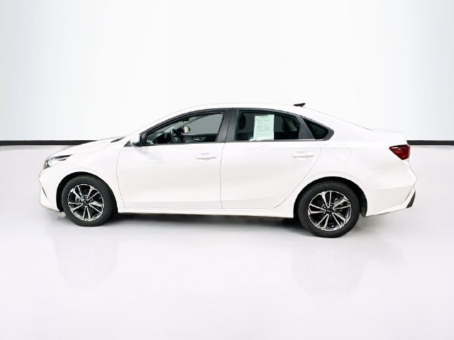 Certified 2024 Kia Forte LXS w/ LXS Technology Package FWD image 4