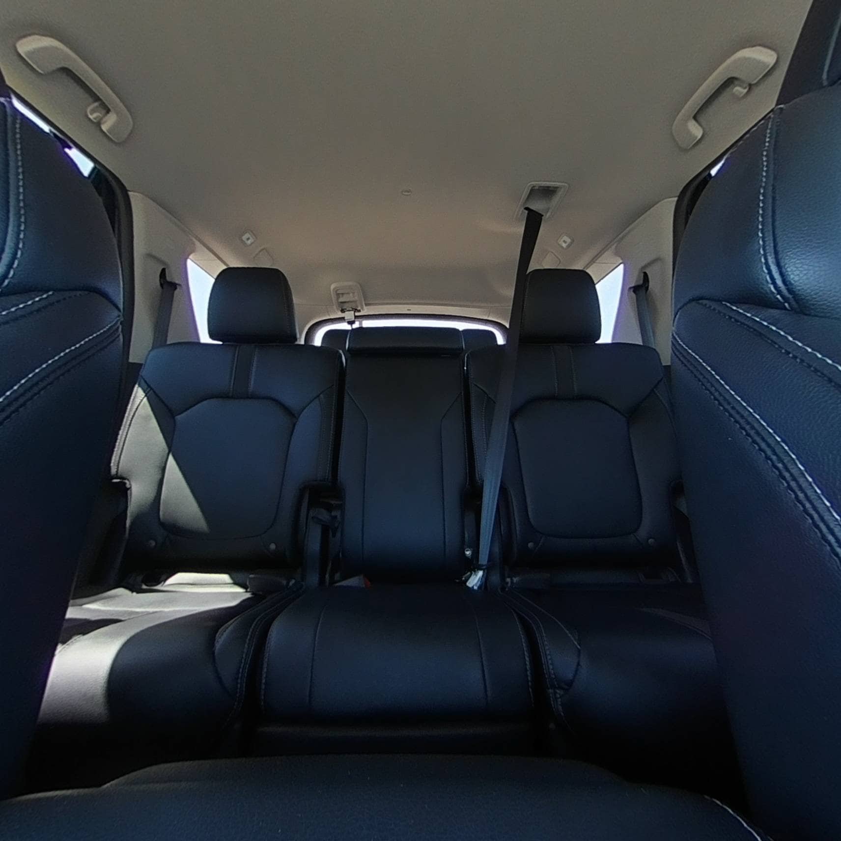 Used 2025 Honda Pilot EX-L image 32