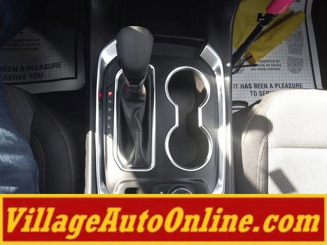 Used 2021 Chevrolet Traverse LT image 26