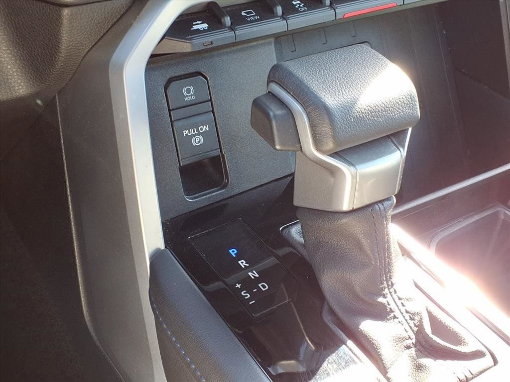 Used 2023 Toyota Tundra Platinum image 8