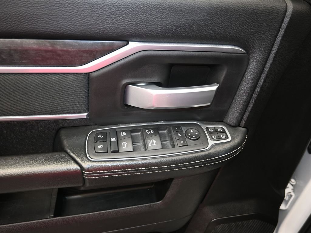 Used 2024 RAM 2500 Big Horn AWD/4WD image 11