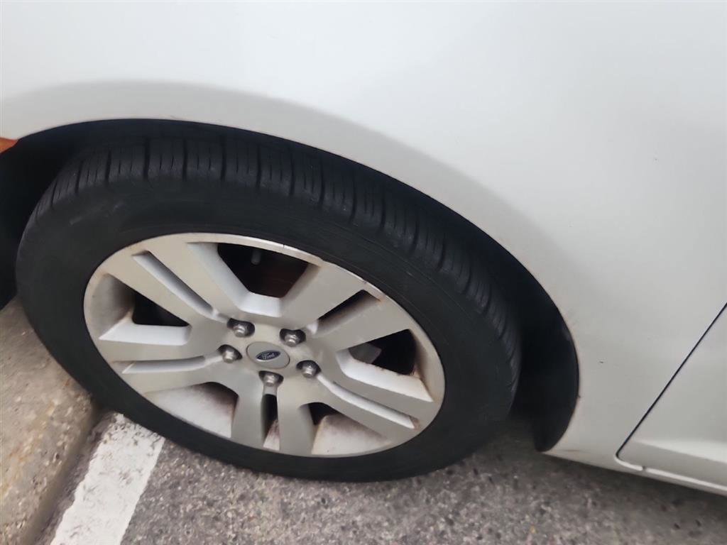 Used 2009 Ford Fusion SEL image 8